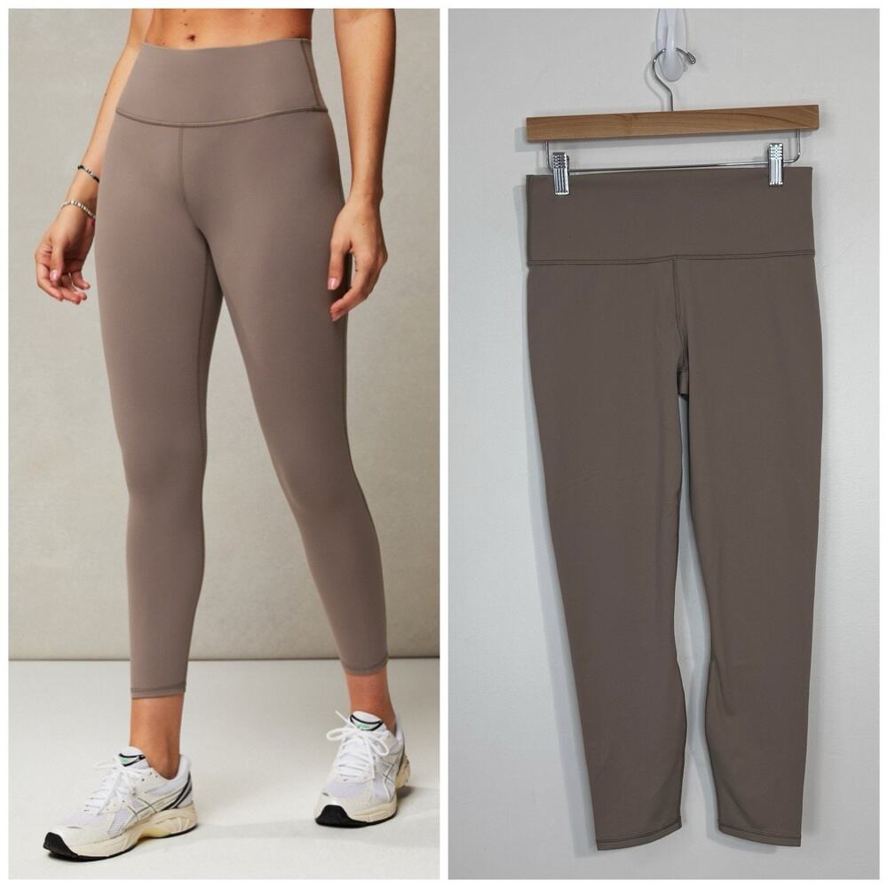 NWT Fabletics Define High Waisted 7/8 Leggings Si… - image 1